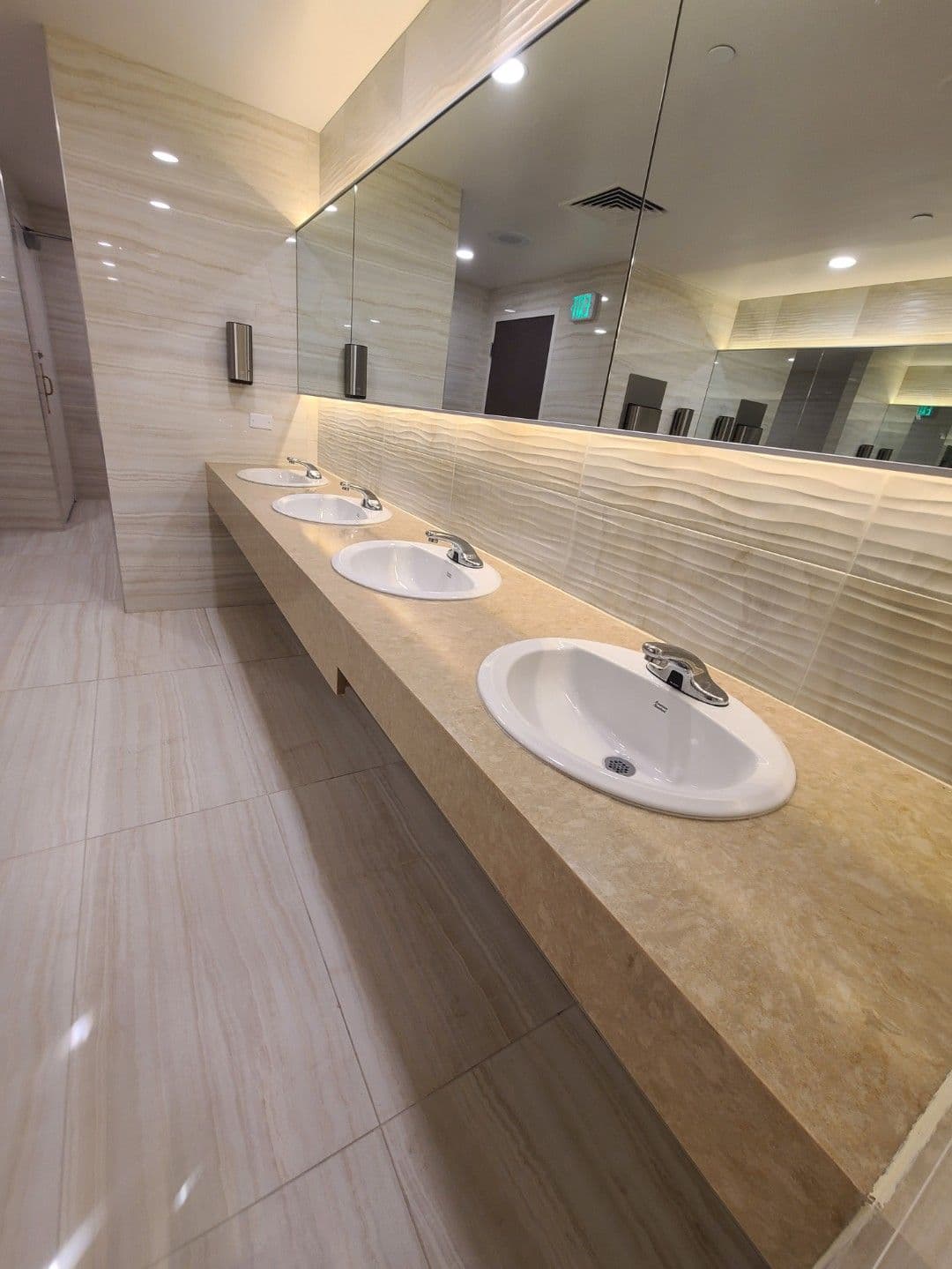 Modern Bathroom Makeover