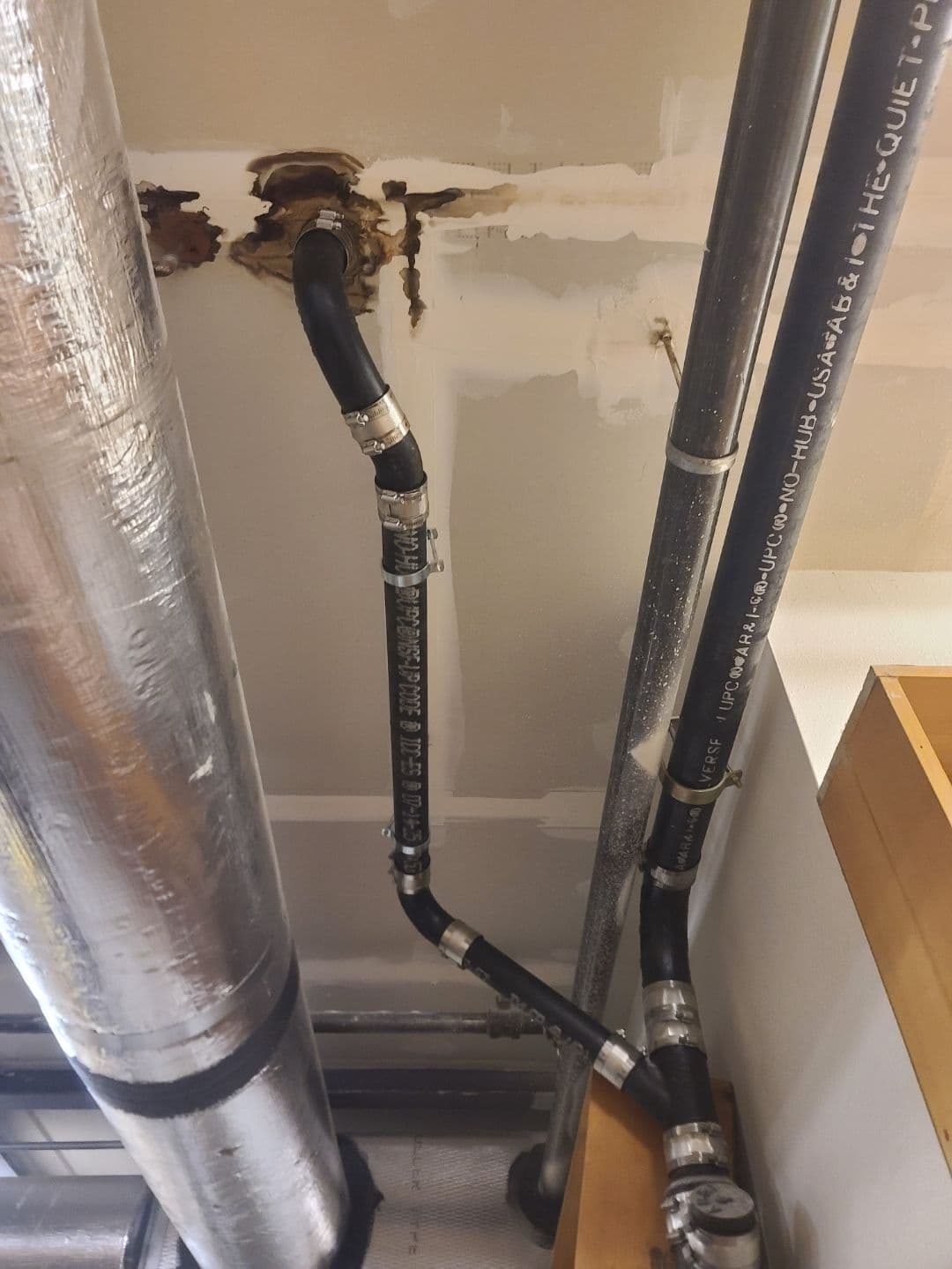 Project Resolving a Clogged Drain Line with Expert Pipe Repair image